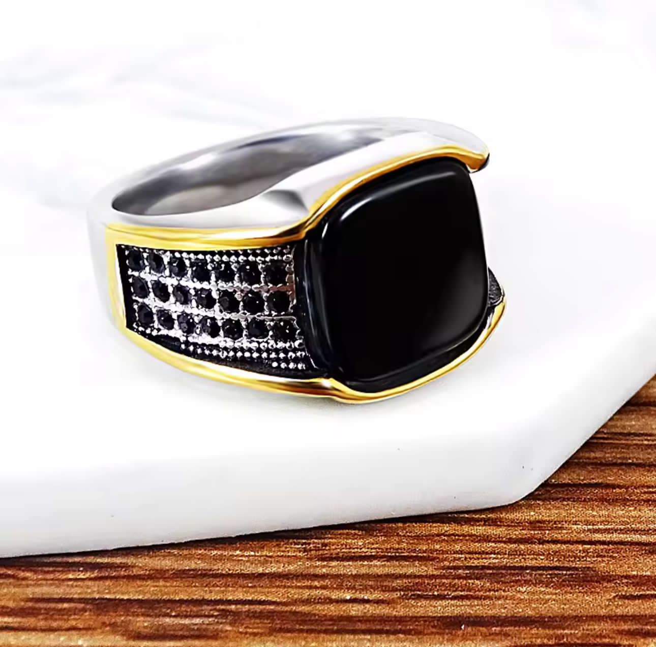 Aura gents Ring